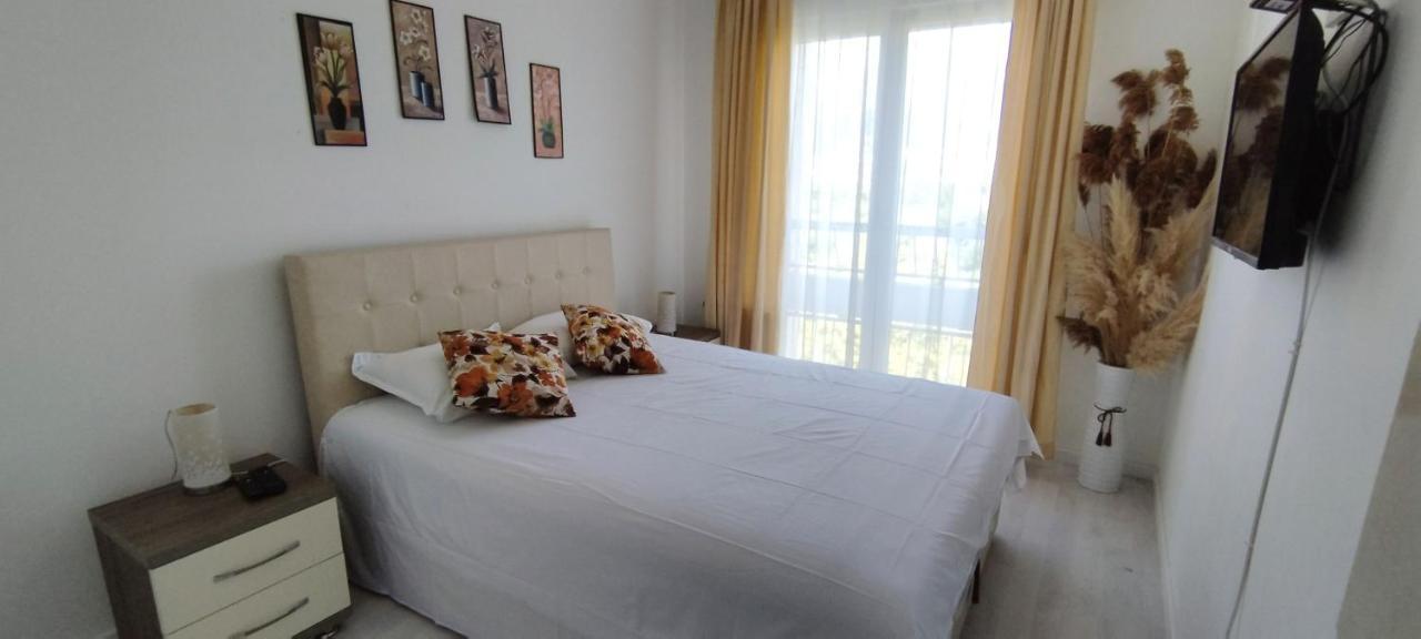 Royal Apartment บาร์ ภายนอก รูปภาพ