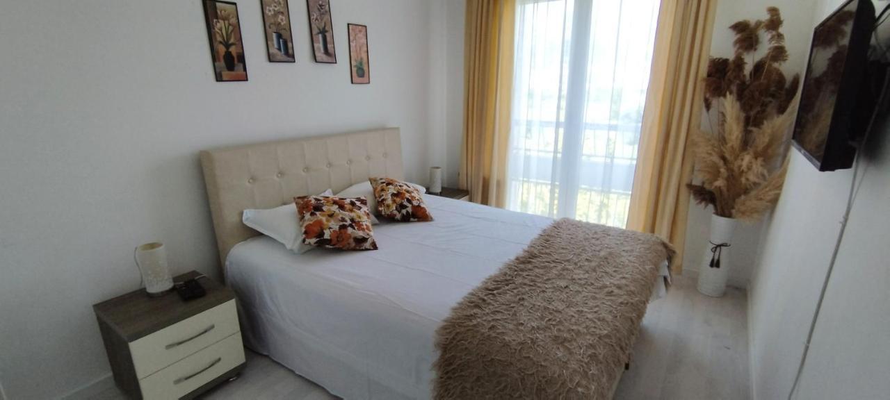 Royal Apartment บาร์ ภายนอก รูปภาพ